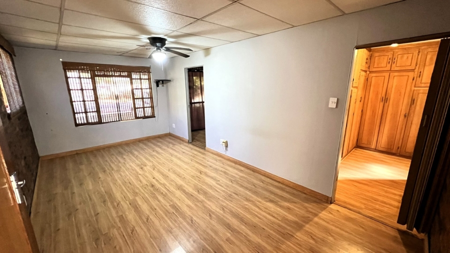3 Bedroom Property for Sale in Langenhovenpark Free State